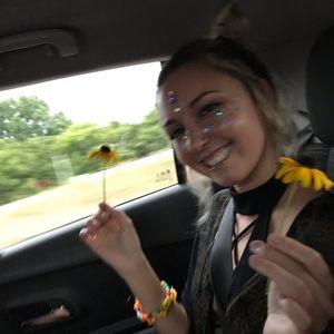 Meet your Posher, Sara